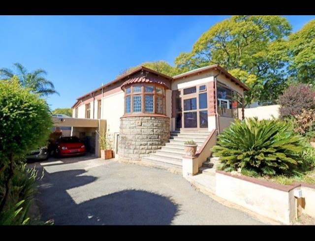 4 BEDROOM HOUSE FOR SALE IN KENSINGTON